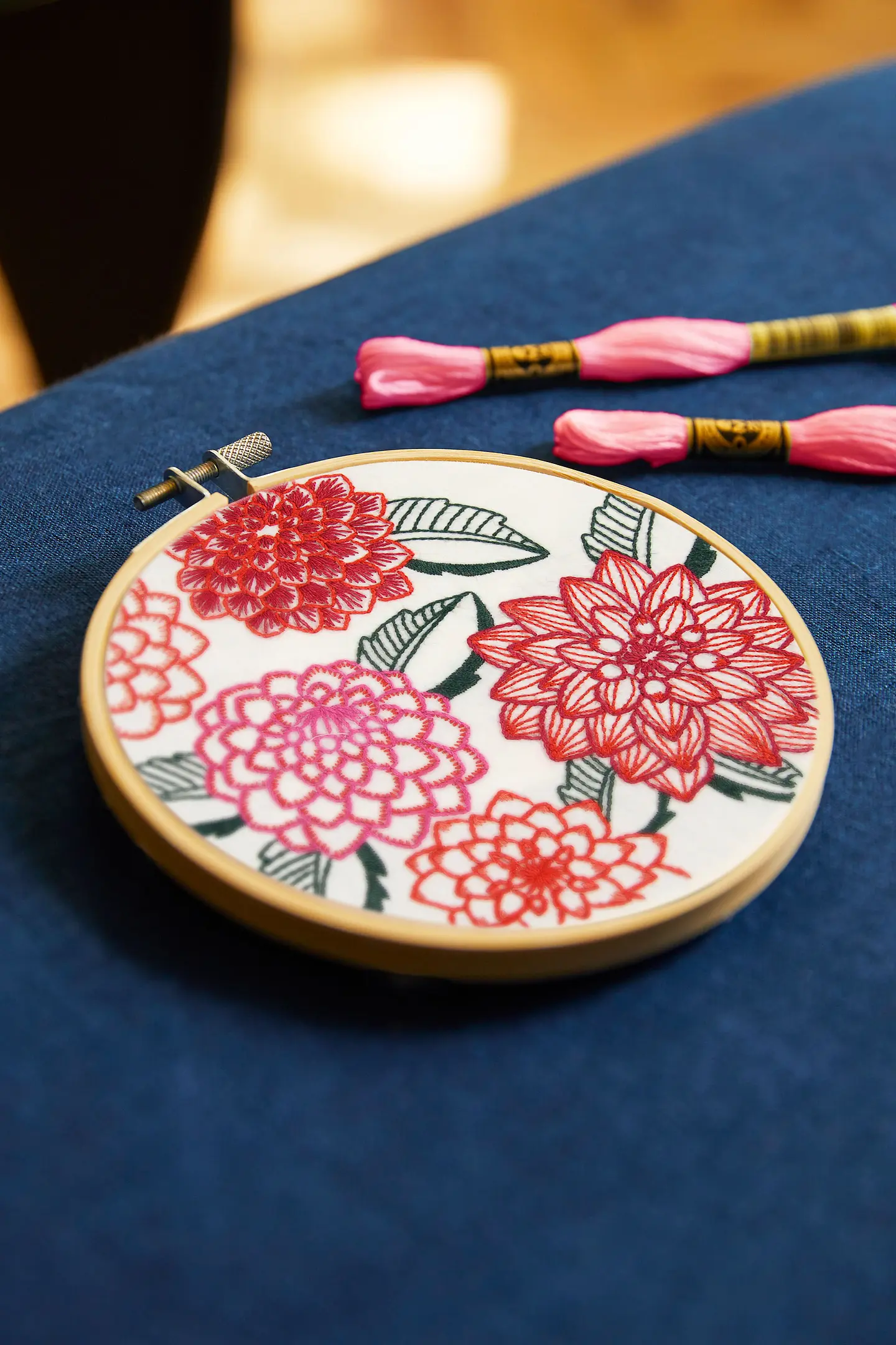 ダリア by Marie-Dominique Procureur 刺繍キット