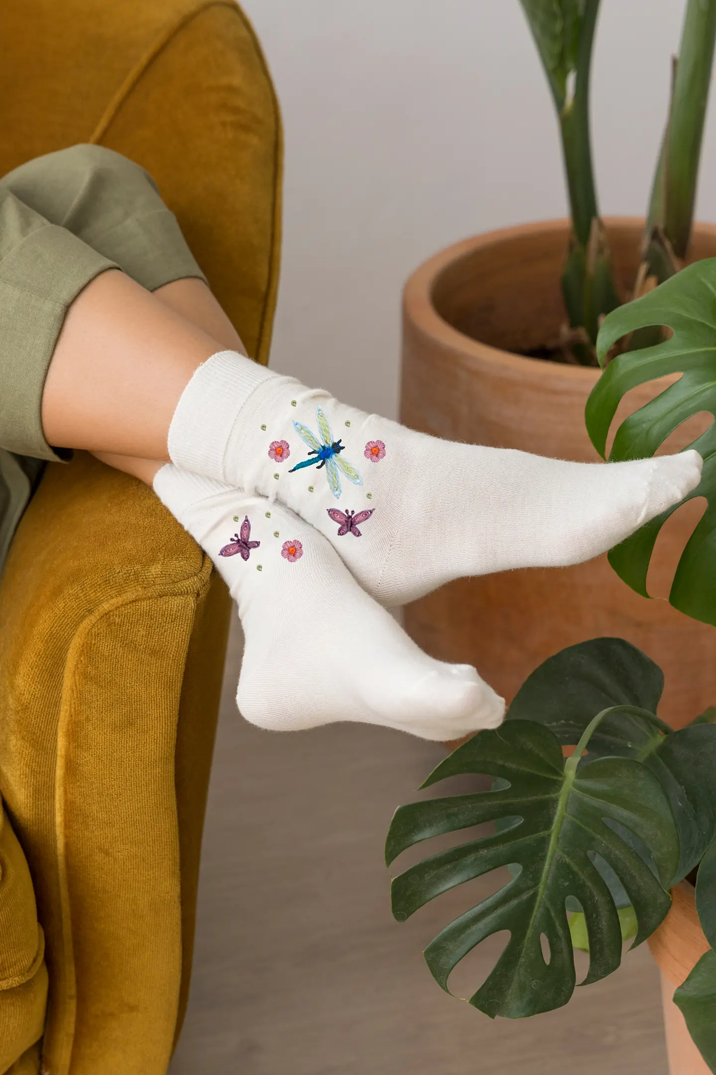 トンボと蝶 - 刺繍図案（初級）