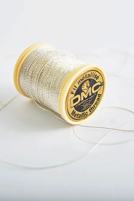 Filo Mouliné DMC Oro Concept 8M Col. 33 Ricamo E Punto Croce