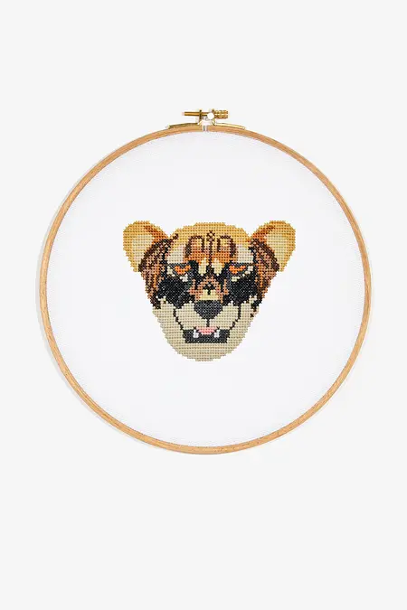 Cheetah cross-stitch Pattern - DMC