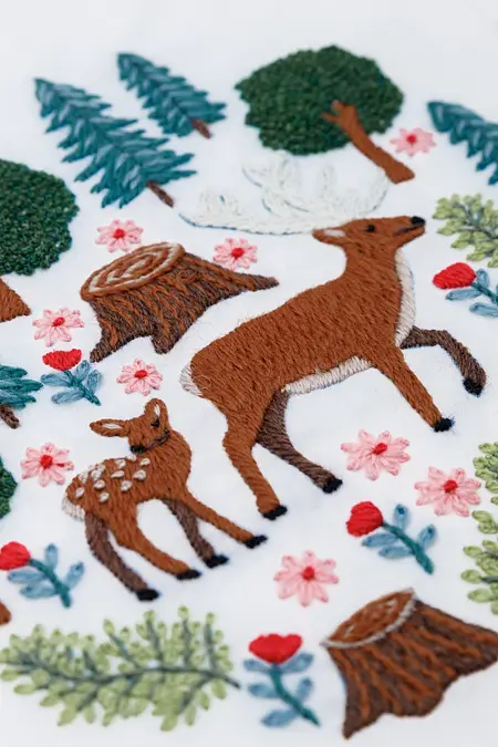 ウッドランド フォーン/森の子鹿 - 刺繍図案(初級)